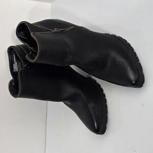 983 Charlotte Russe Kassandra Size 9 Black Ankle Boots